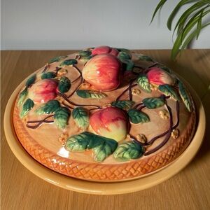 Vintage Peach Pie Ceramic Covered Dish Pie Keeper Saver